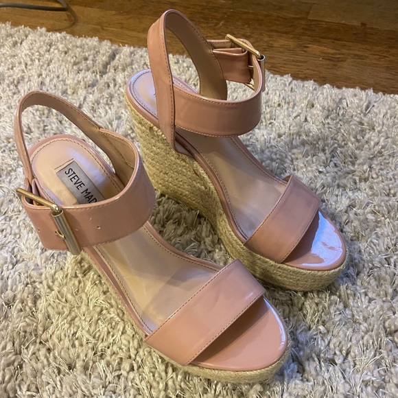 Steve Madden Tan Wedges - Picture 2 of 5